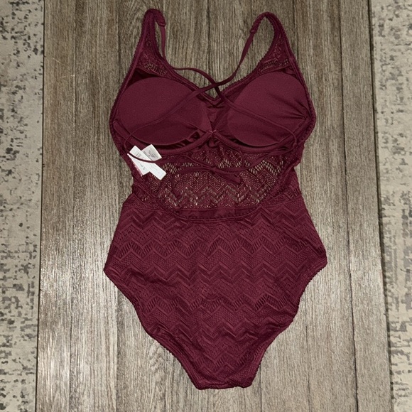 SOMA Crochet One-Piece Swimsuit Ruby - Picture 5 of 10